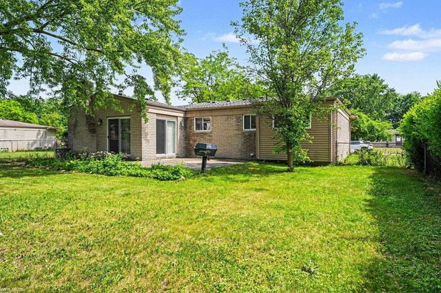 5233 Plymouth Street, Sterling Heights, MI 48310