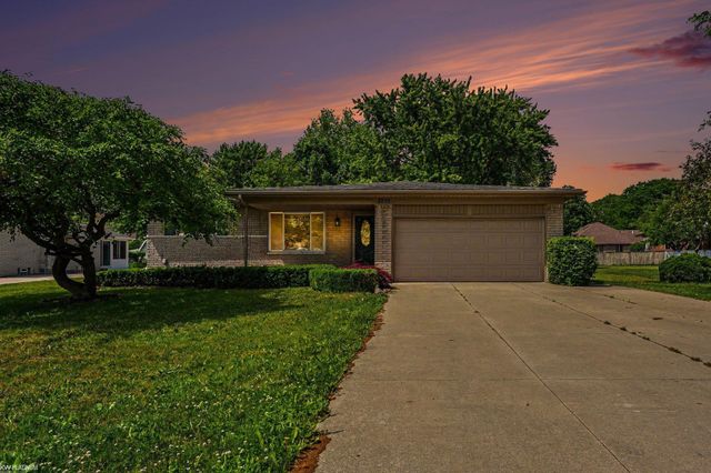 5233 Plymouth Street, Sterling Heights, MI 48310