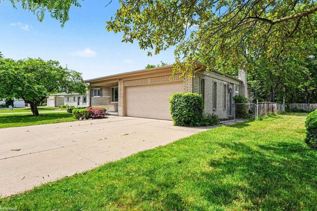 5233 Plymouth Street, Sterling Heights, MI 48310
