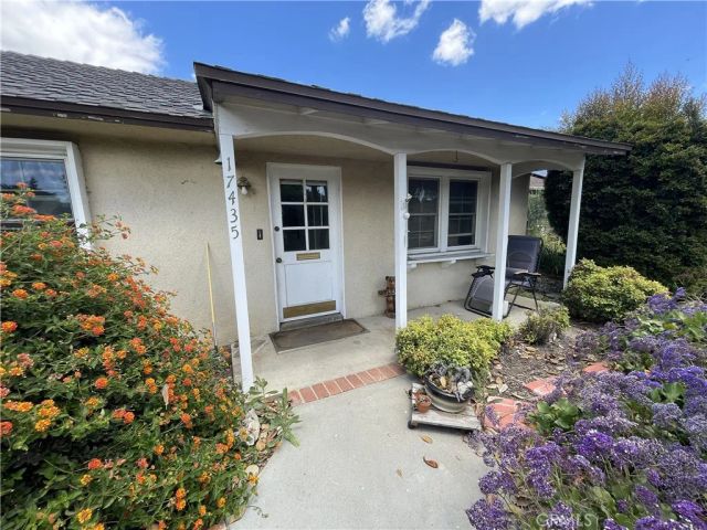 17435 Runnymede Street, Van Nuys, CA 91406