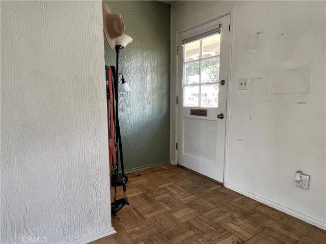 17435 Runnymede Street, Van Nuys, CA 91406