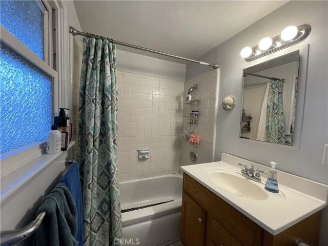 17435 Runnymede Street, Van Nuys, CA 91406