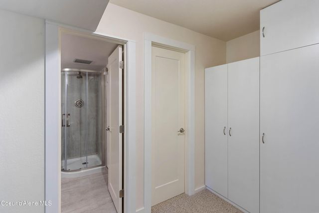 1169 Algoma Spur RD, Sagle, ID 83860