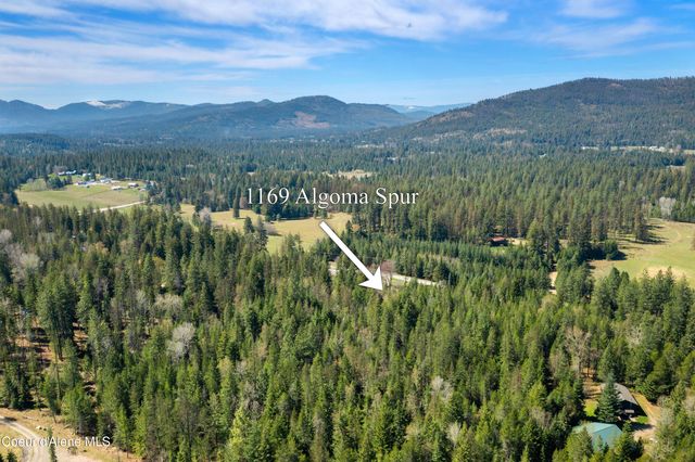 1169 Algoma Spur RD, Sagle, ID 83860