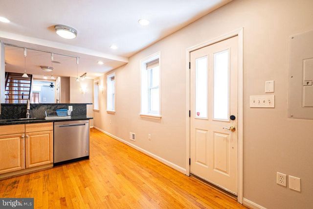 414 S WOLFE ST, Baltimore, MD 21231