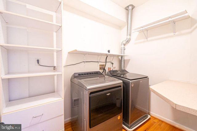 414 S WOLFE ST, Baltimore, MD 21231