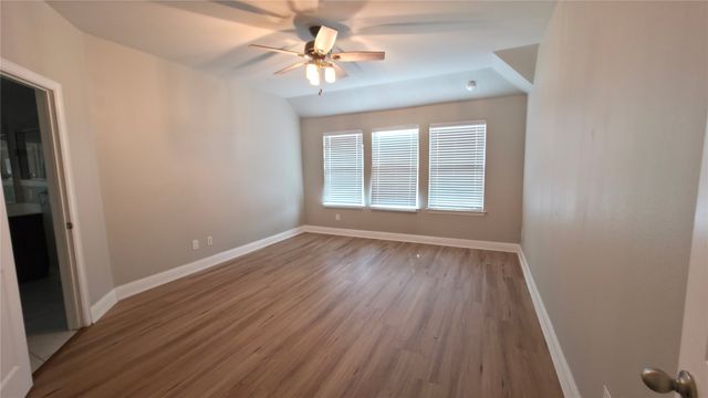 2071 Avondown Road, Forney, TX 75126