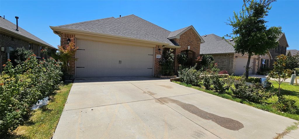 2071 Avondown Road, Forney, TX 75126