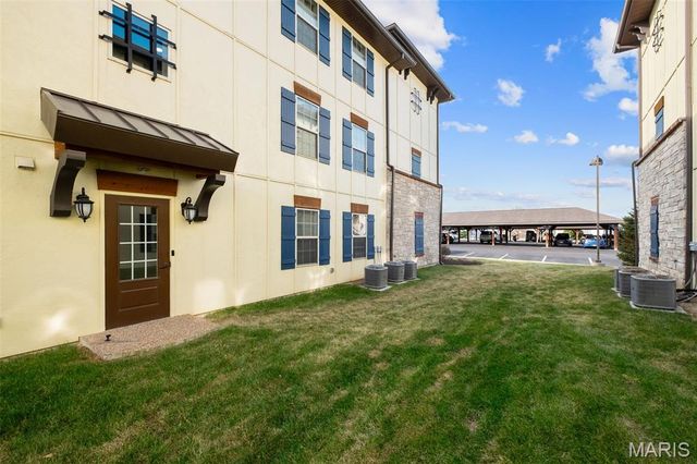 223 Bordeaux Way 223, St Peters, MO 63376