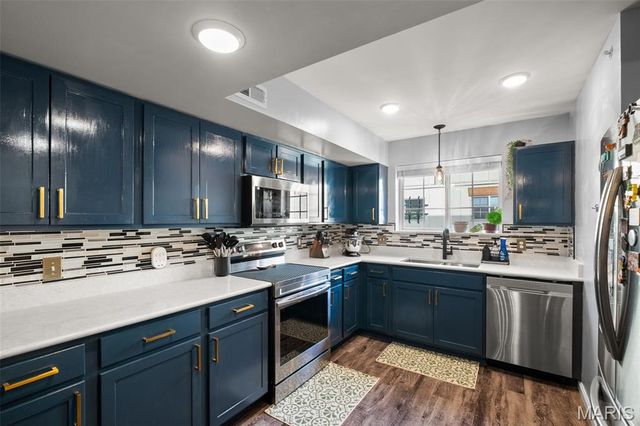 223 Bordeaux Way 223, St Peters, MO 63376