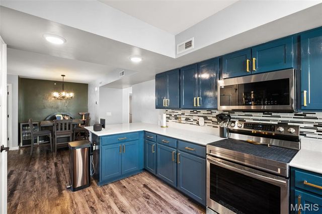 223 Bordeaux Way 223, St Peters, MO 63376