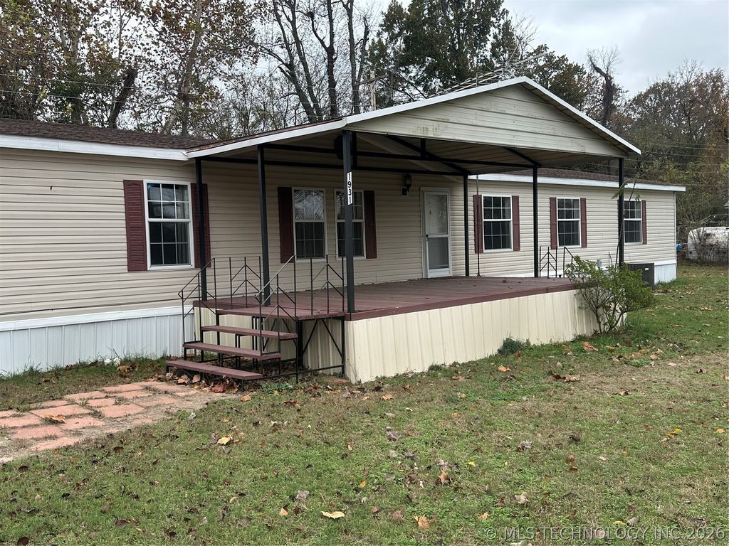 1931 Coon Creek, Eufaula, OK 74432