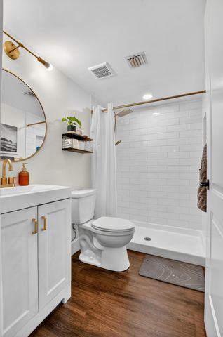 4005 Village Drive B, Delray Beach, FL 33445