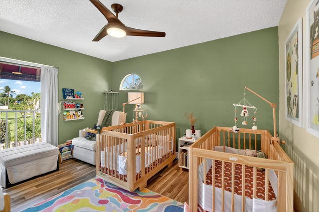 4005 Village Drive B, Delray Beach, FL 33445