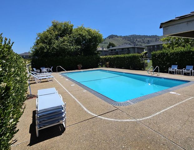 3850 Rio Road 42, Carmel, CA 93923