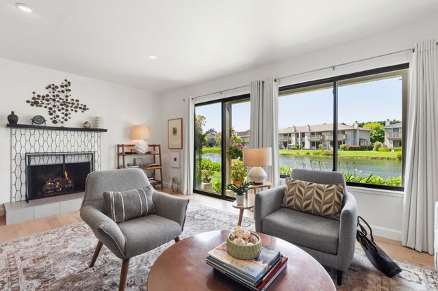 3850 Rio Road 42, Carmel, CA 93923