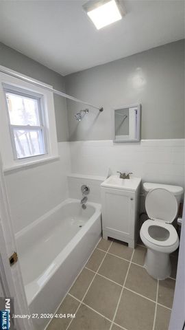 180 Vassar Avenue 178, Newark, NJ 07112