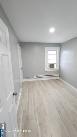 180 Vassar Avenue 178, Newark, NJ 07112