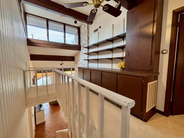 135 Iroquois Dr, Cherokee Village, AR 72529