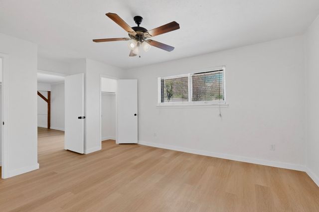 213 Gregory Drive, Desoto, TX 75115