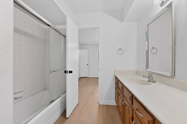 213 Gregory Drive, Desoto, TX 75115