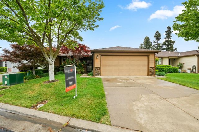 7523 Sunfaire Ln, Sacramento, CA 95828