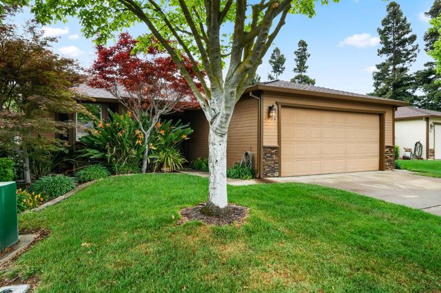 7523 Sunfaire Ln, Sacramento, CA 95828