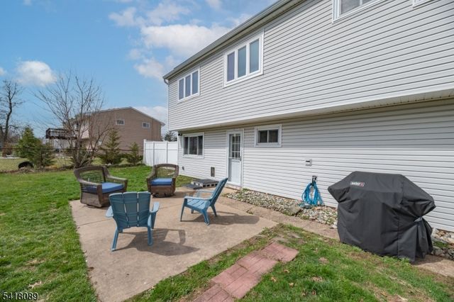 9 Montrose Rd, Franklin Twp., NJ 08873