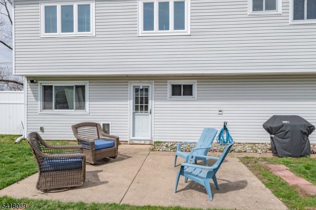 9 Montrose Rd, Franklin Twp., NJ 08873