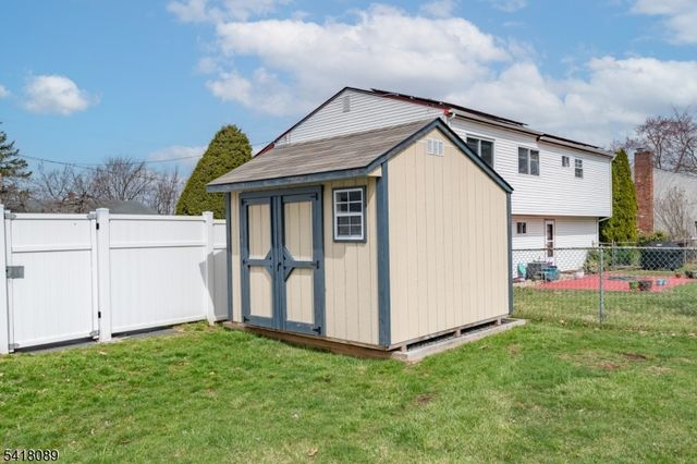 9 Montrose Rd, Franklin Twp., NJ 08873