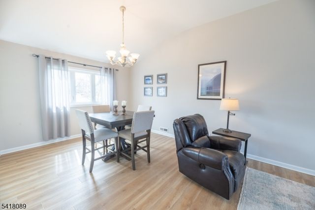 9 Montrose Rd, Franklin Twp., NJ 08873