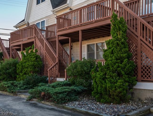 111 K St A2, Seaside Park Boro, NJ 08752
