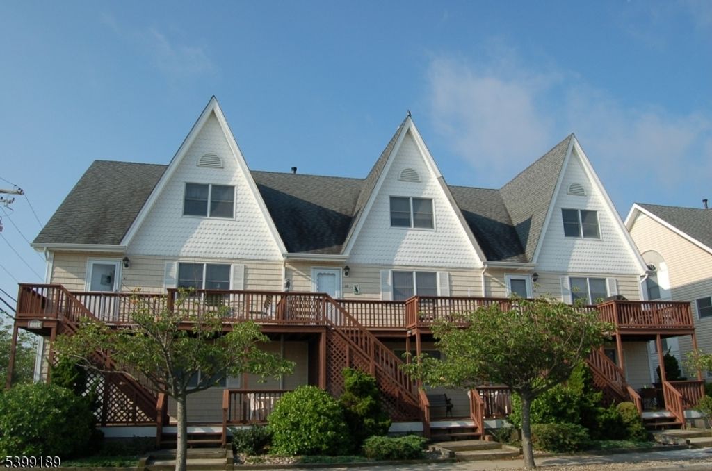111 K St A2, Seaside Park Boro, NJ 08752