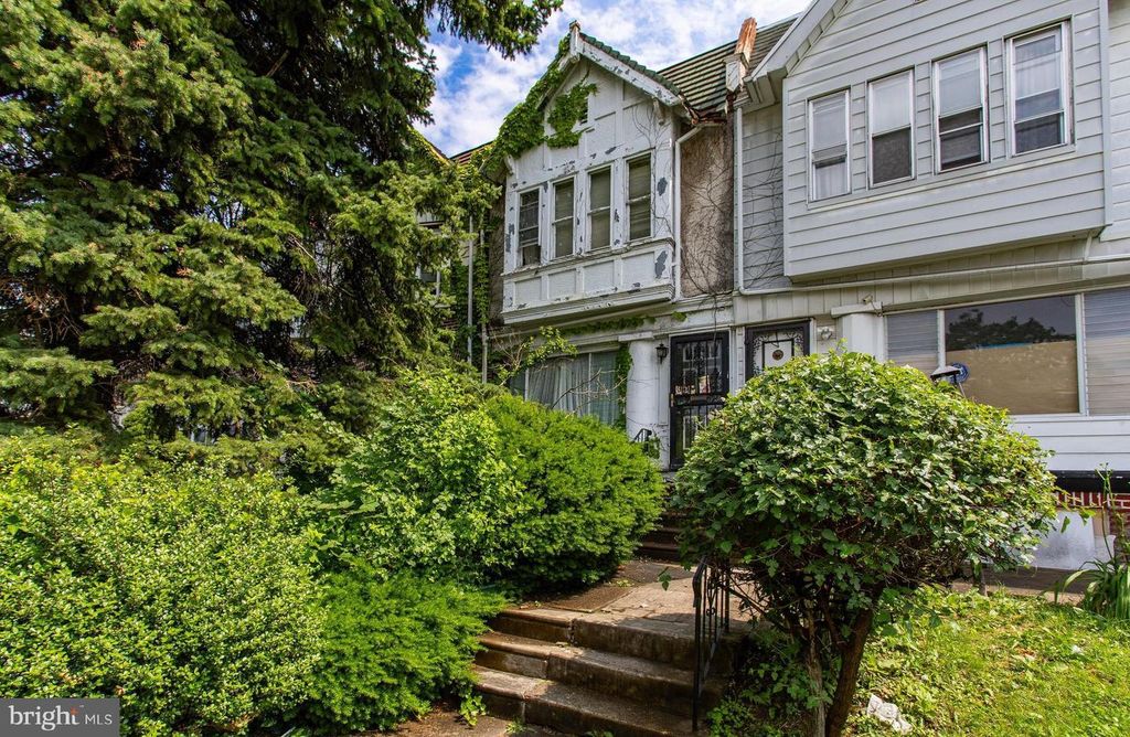 6034 W COLUMBIA AVE, Philadelphia, PA 19151