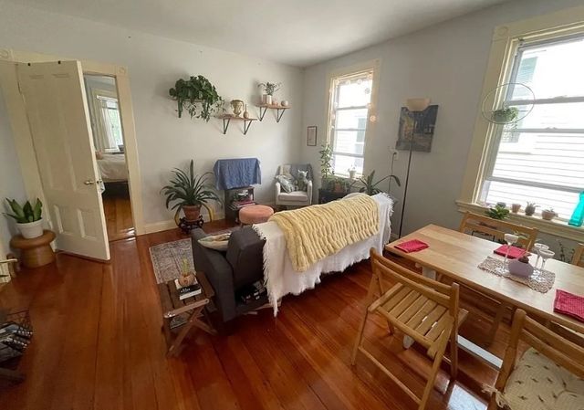 787 Boylston St 3, Brookline, MA 02467