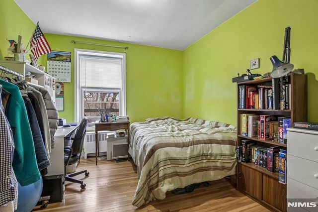 2350 Linwood Avenue 4E, Fort Lee, NJ 07024