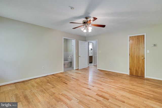 37287 E LAKELAND DR, Mechanicsville, MD 20659