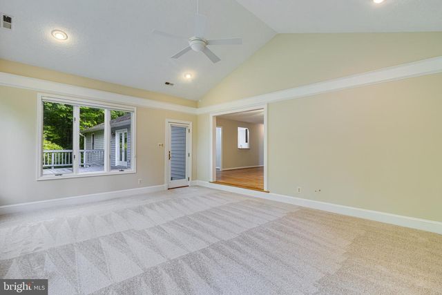 37287 E LAKELAND DR, Mechanicsville, MD 20659