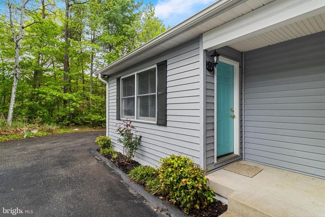 37287 E LAKELAND DR, Mechanicsville, MD 20659