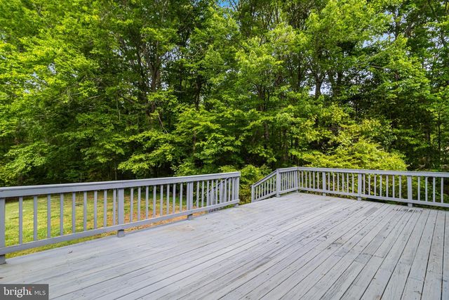37287 E LAKELAND DR, Mechanicsville, MD 20659