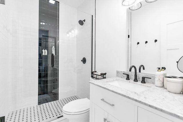 703 Cherokee Hills, Hiawassee, GA 30546