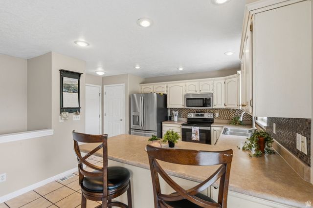 998 E 450 S, Pleasant Grove, UT 84062