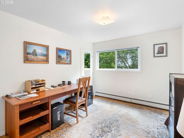 3945 PARKER Rd, West Linn, OR 97068