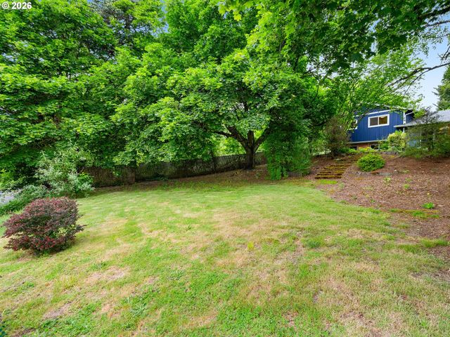 3945 PARKER Rd, West Linn, OR 97068