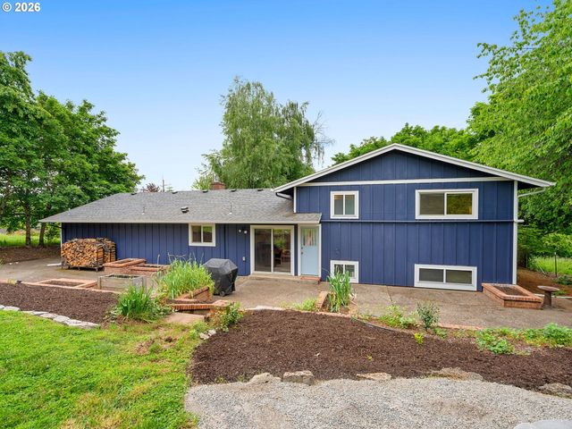 3945 PARKER Rd, West Linn, OR 97068