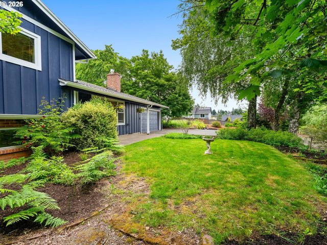 3945 PARKER Rd, West Linn, OR 97068