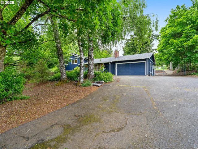 3945 PARKER Rd, West Linn, OR 97068