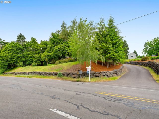 3945 PARKER Rd, West Linn, OR 97068