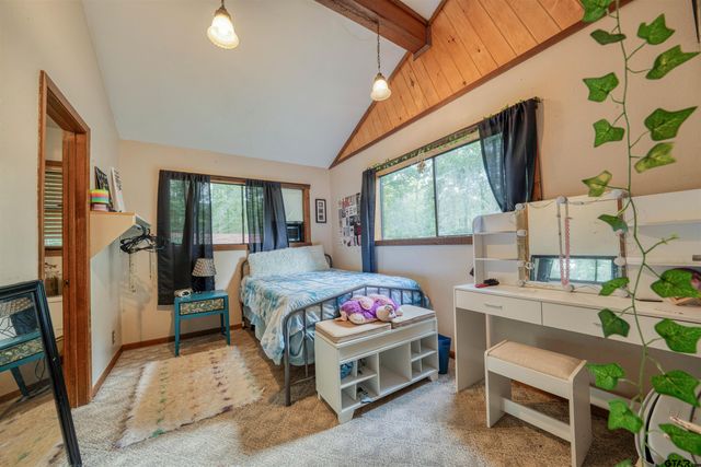 15818 Mountainview Rd, Winona, TX 75792