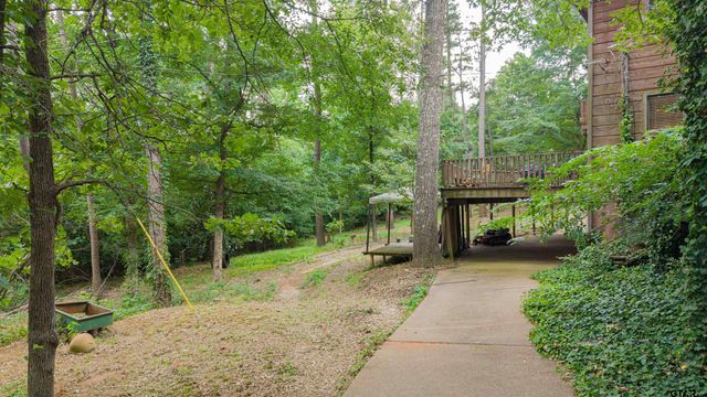 15818 Mountainview Rd, Winona, TX 75792